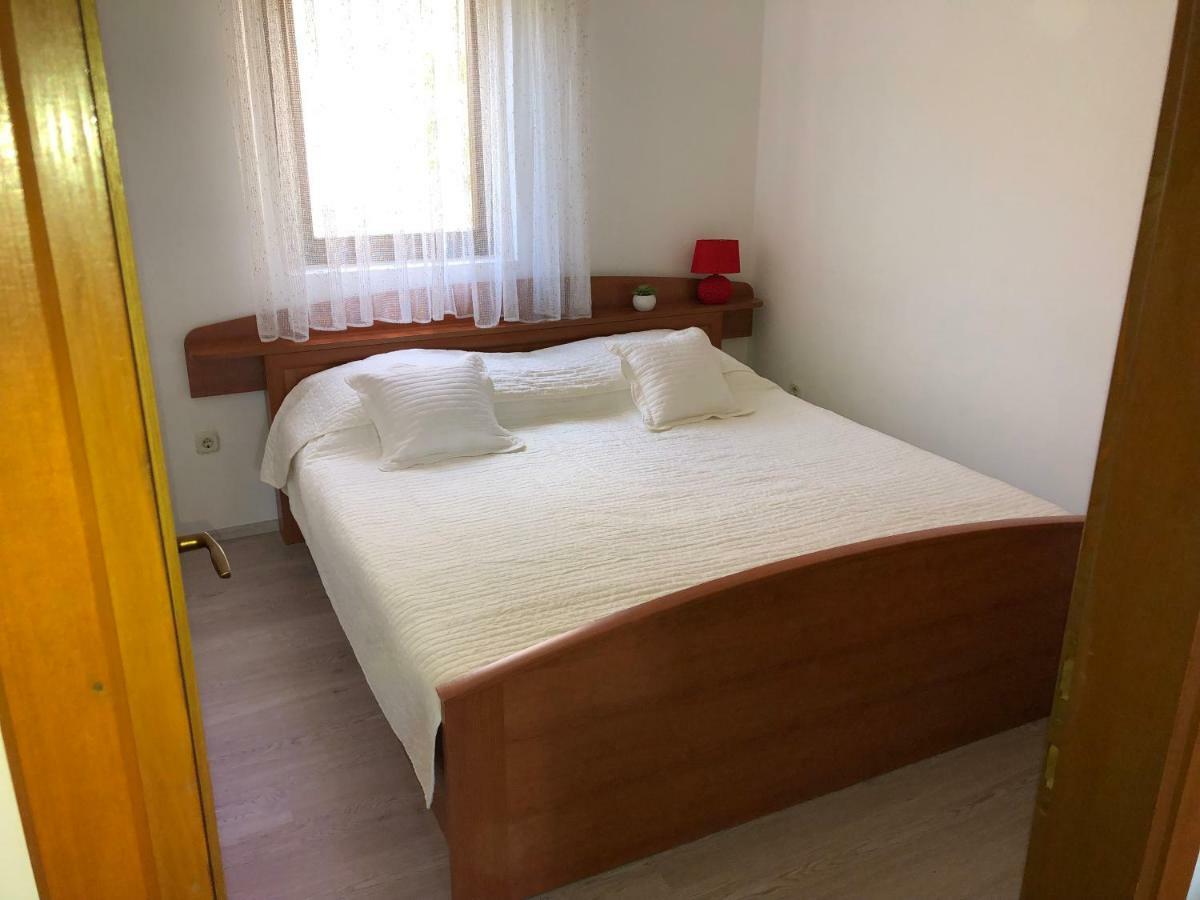 Apartments Vrdoljak 파그 외부 사진